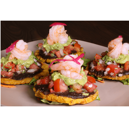 4 Patacones con Guacamole y Camarones