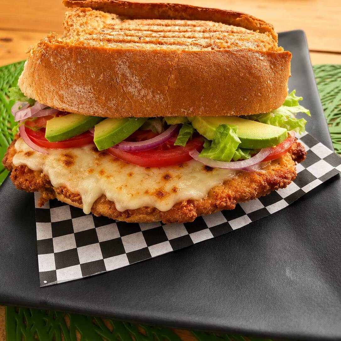Torta Milanesa de Pollo