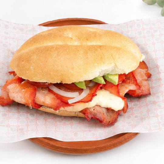 Torta de Pierna con Queso