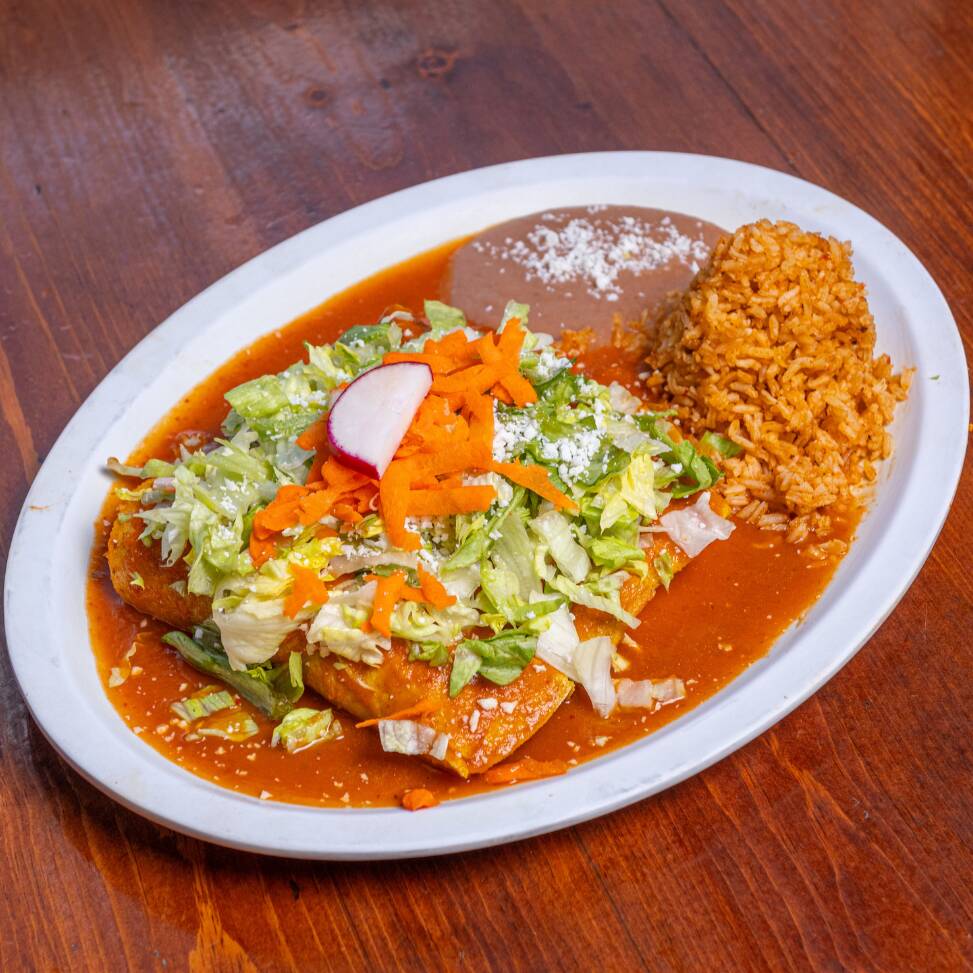 Enchilada Pollo Deshebrado
