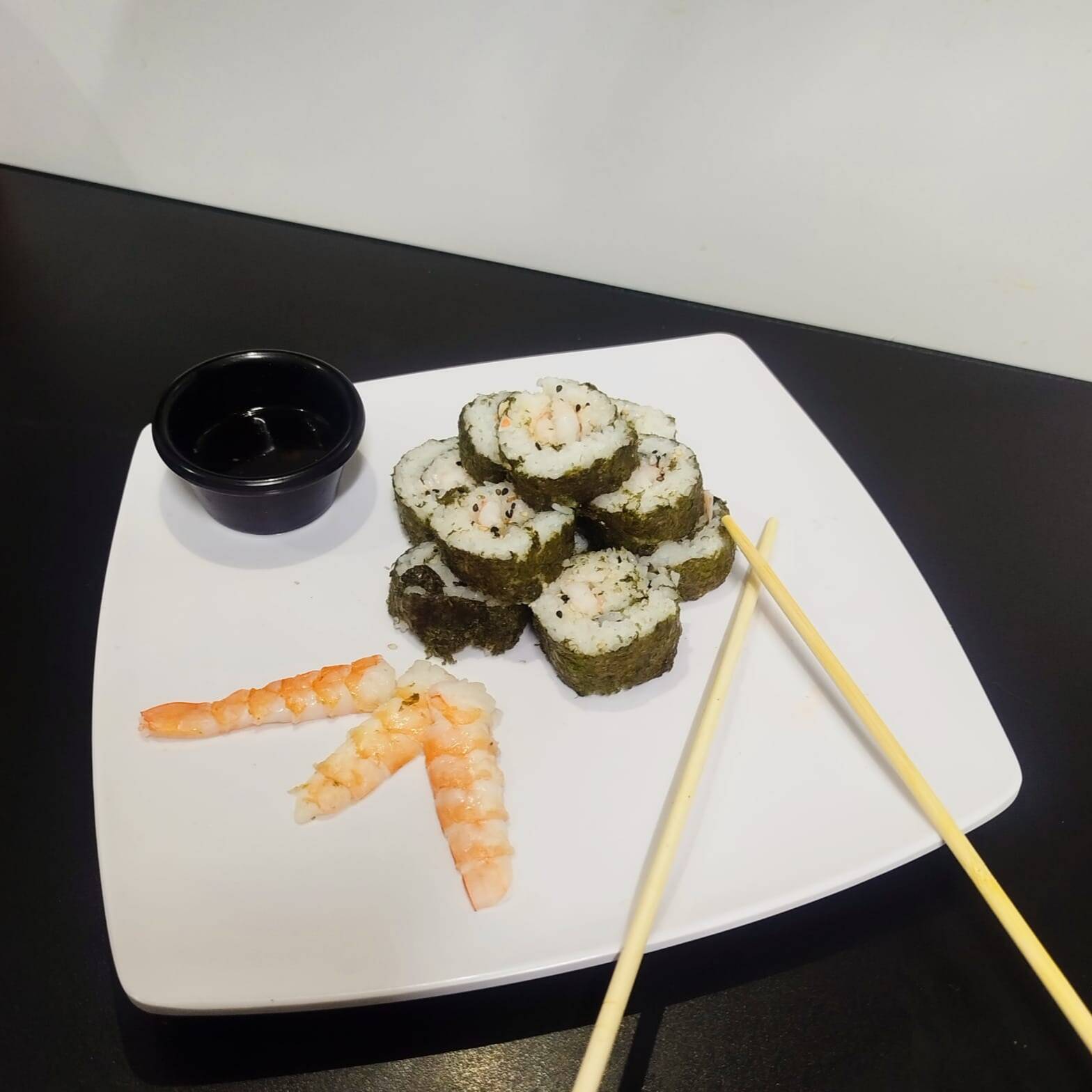 Ebi Maki