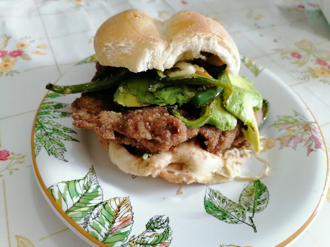 Torta de Milanesa de Puerco