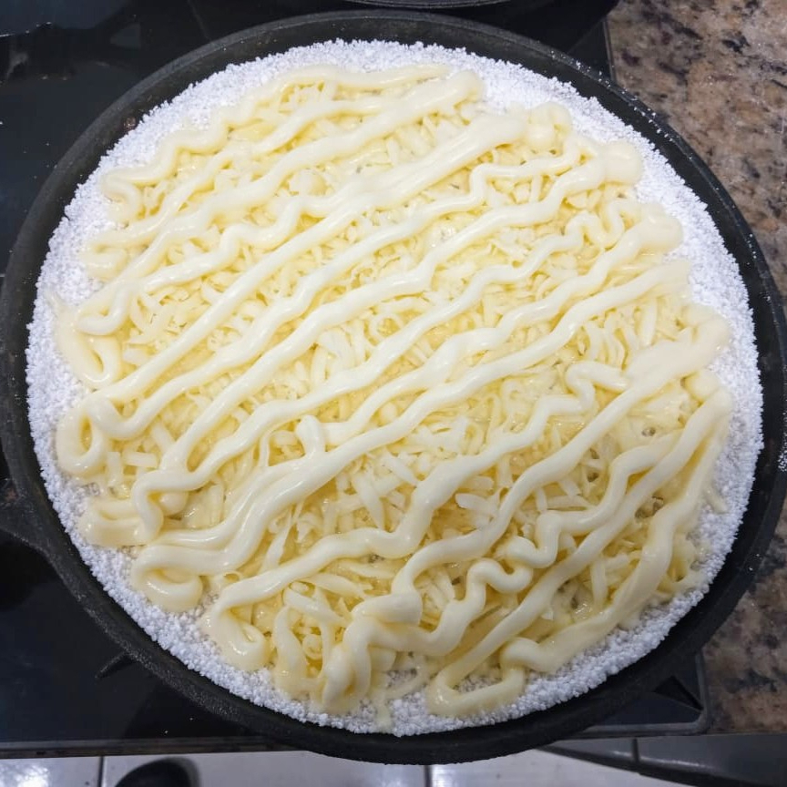 Mussarela e requeijão.22cm