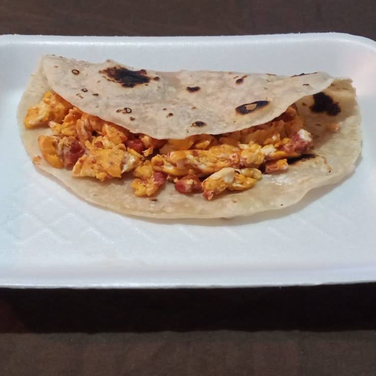 Taco de Harina de Huevo con Chorizo