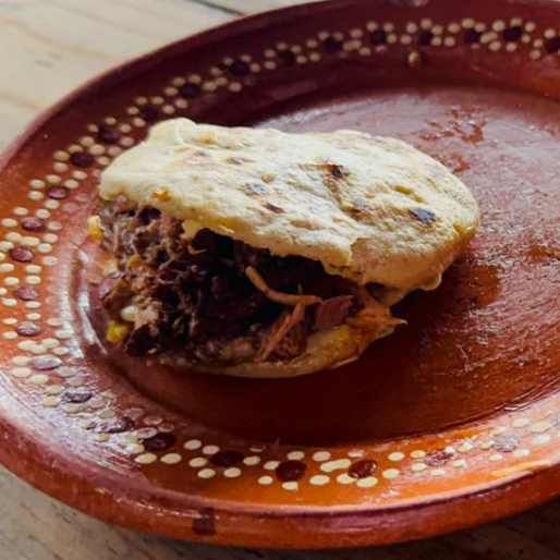 Gordita de Costilla de Res