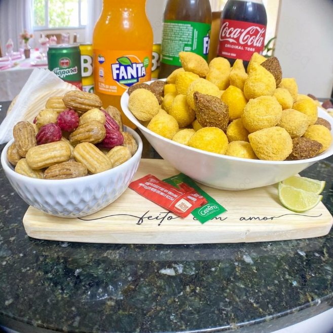 36 salgados festa + 30 churros mini