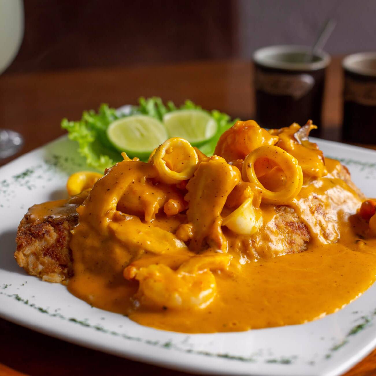 Tacu Tacu en Salsa de Langostinos