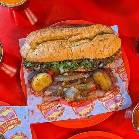 Torta Mega de Cecina