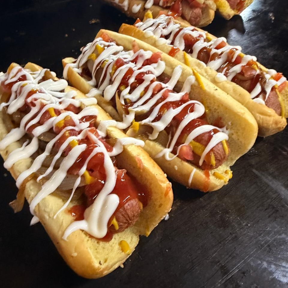 2 hot dogs de azar