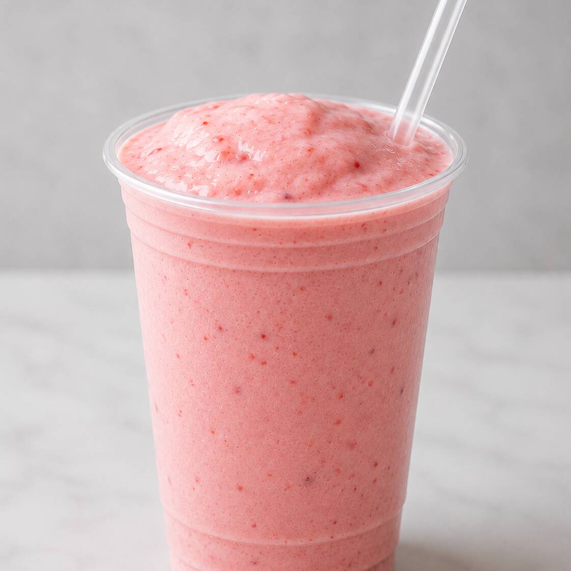 Delicado, cremoso e irresistível! Nosso Milk Shake de Cereja é preparado com sorvete de cereja e leite, batidos na hora para criar uma bebida gelada, cremosa e com o delicioso sabor da cereja em cada gole.
Perfeito para quem busca uma sobremesa refrescante e um sabor diferenciado para qualquer momento do dia.
✨ Destaques:
Super cremoso
Feito na hora
Delicioso sabor de cereja
