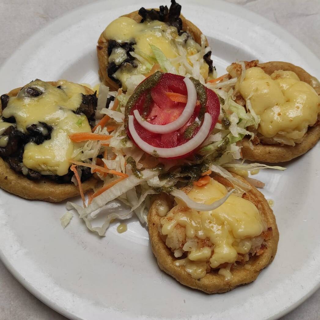 Sopes gratinados