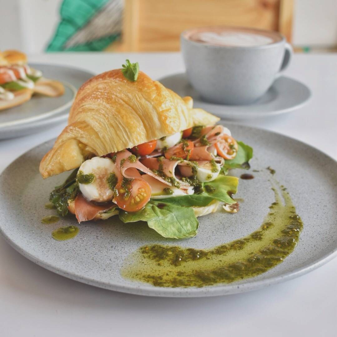 Croissant De Jamon Serrano
