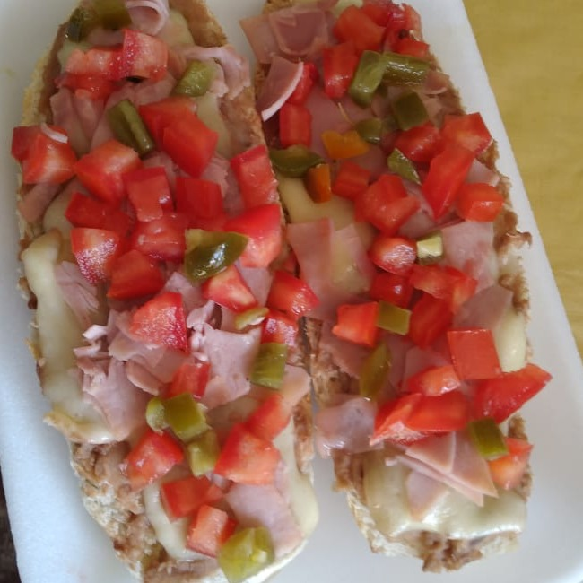 3 Molletes con Ingrediente Extra