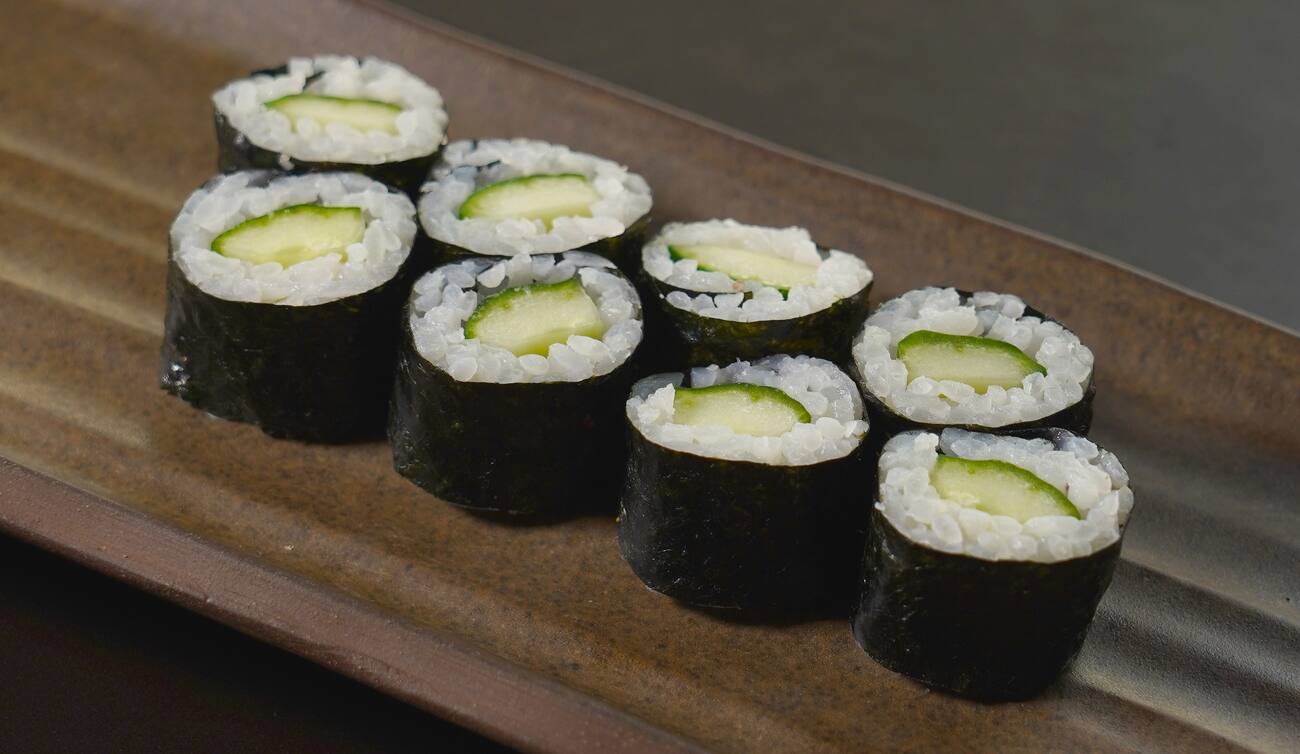 Roll de pepino em cubos (8 unidades)