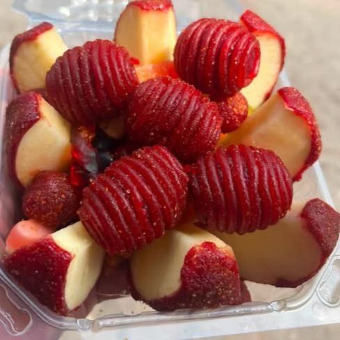 MANZANA CUBIERTA JUMBO + 4 UVAS SKWINKLES