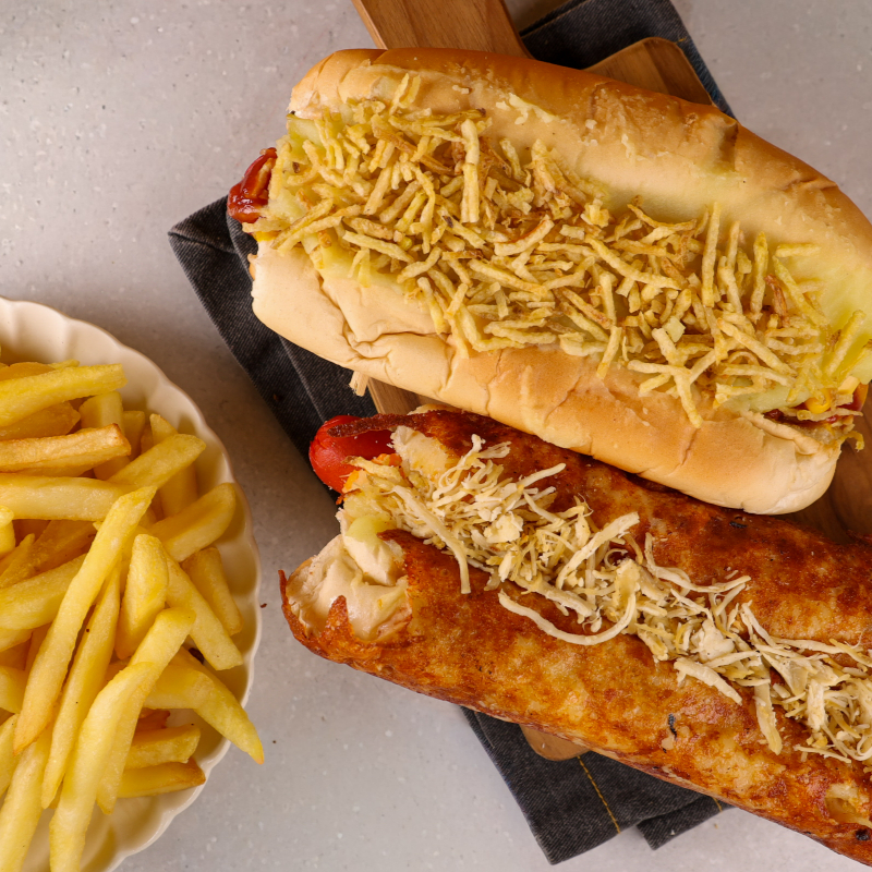 Compre 2 dos nossos delicisos hotdogs e ganhe batata frita grátis!