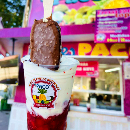 Fresas con Crema Kit Kat