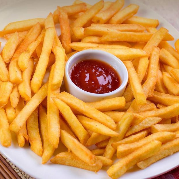 ORDEN DE PAPAS FRITAS 100G CON QUESO Y CATSUP