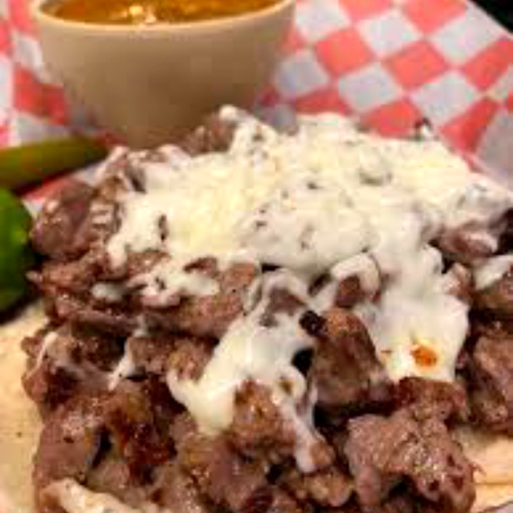 Tacos de Arrachera con Queso