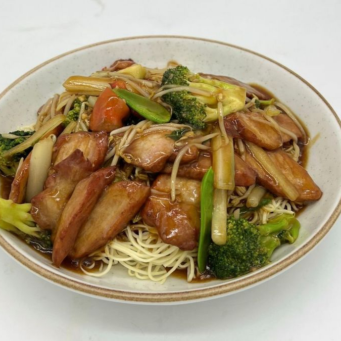 Tallarin con Chancho + Entrada