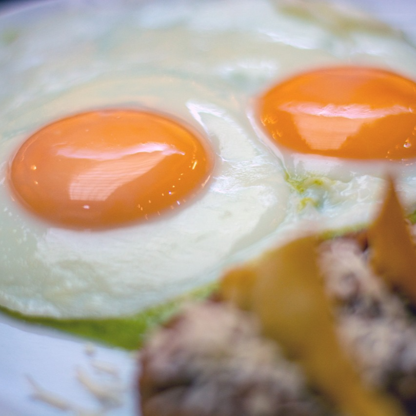 HUEVOS LOS ATRILES