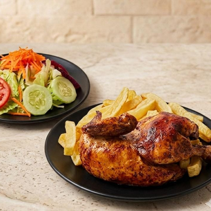 1/2 + Papas + Cremas y Ensalada