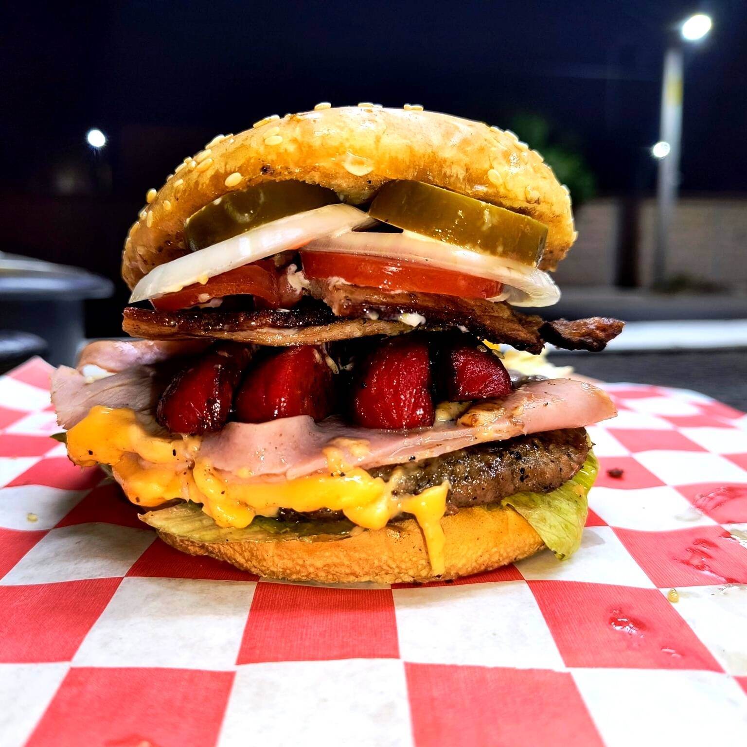 SALCHIBURGER
