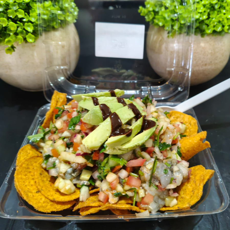 Tostitos con Ceviche de Camarón