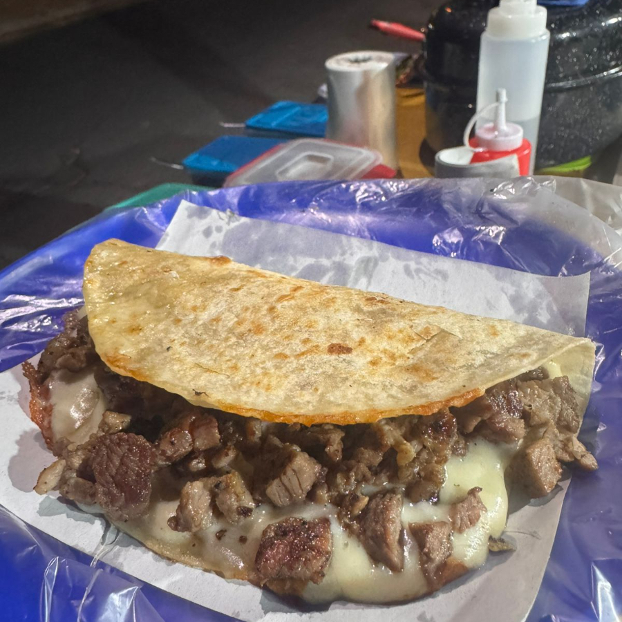 Quesadilla con Carne