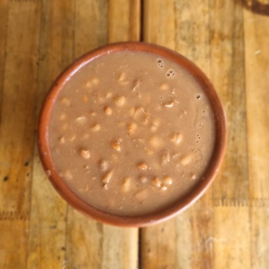 Feijão bem temperado e feito com amor e carinho 500g