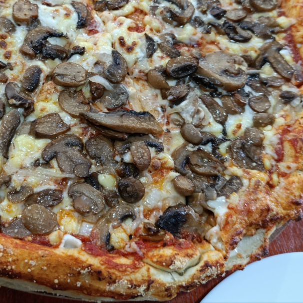 Pizza Champiñones Mediana