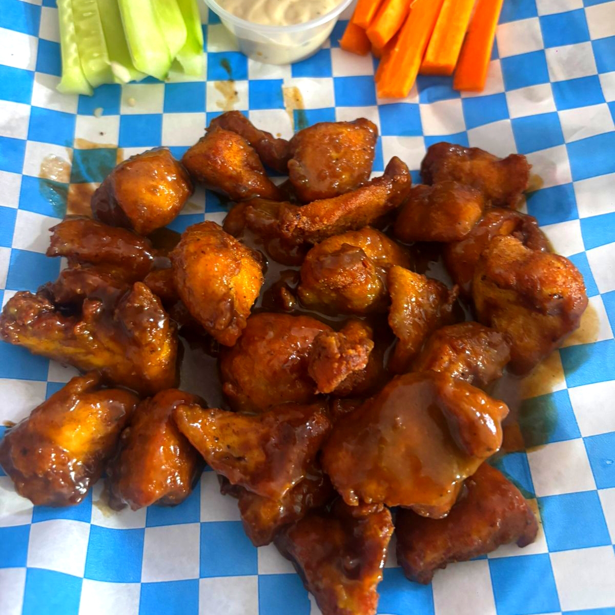 Orden chica de boneless con 250 g