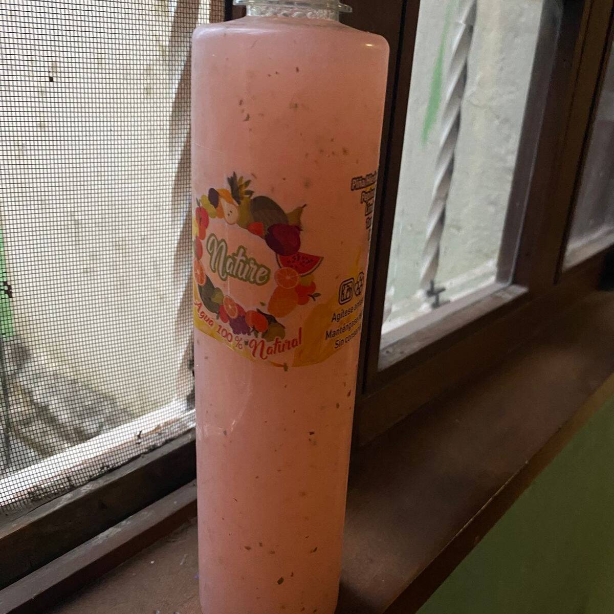 Agua de Guayaba y Hierbabuena