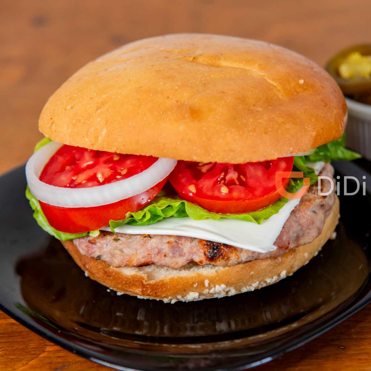 CHEESE BURGER CHIPOTLE Y TOCINO