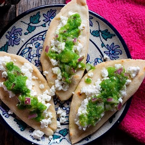 3 Pzas de Tlacoyos