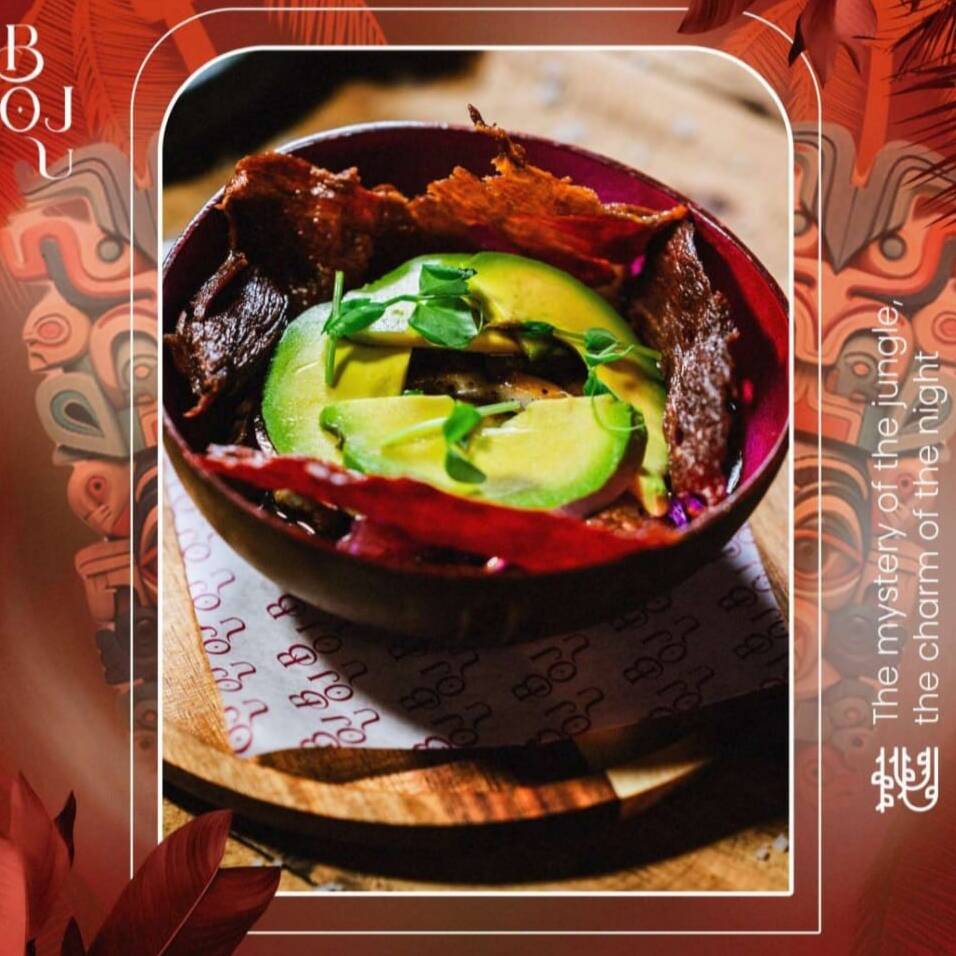 AGUACHILE NEGRO CON CECINA