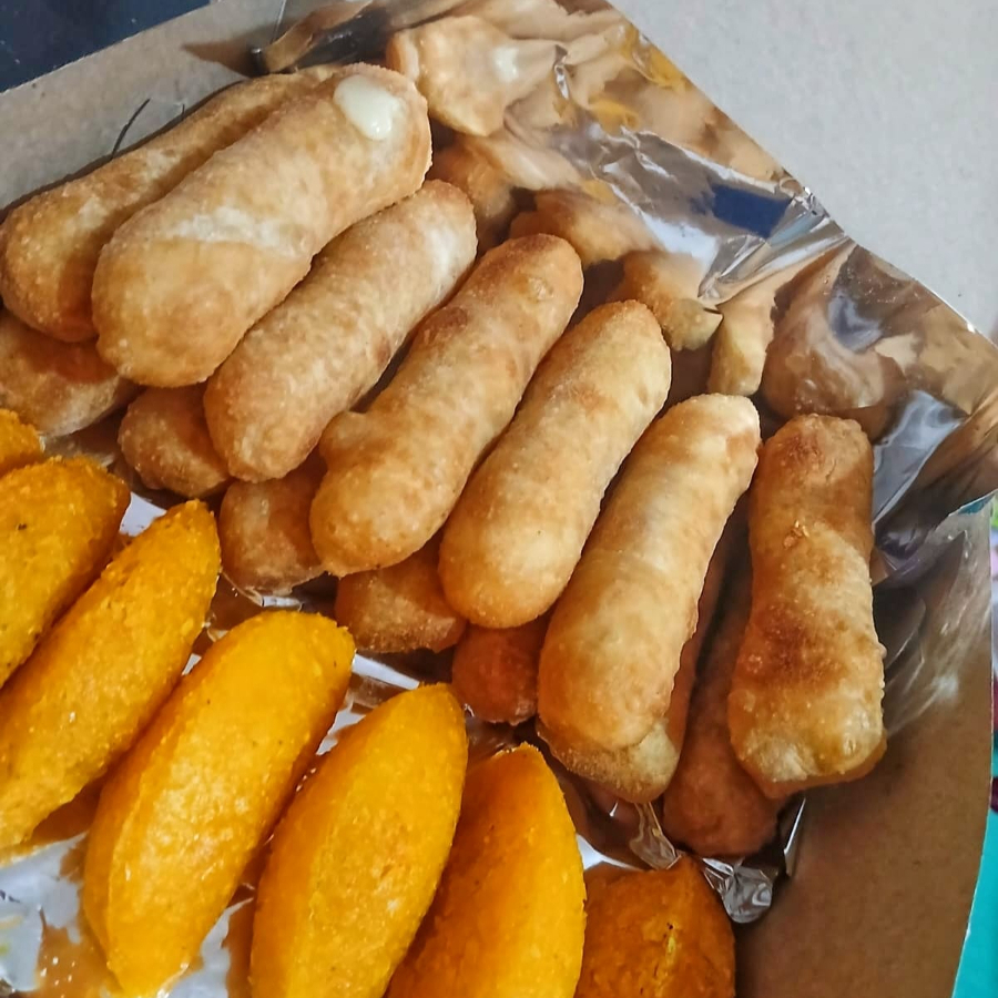 Combo 5 Mini Palitos + 5 Empanadas Tipo Vaticano