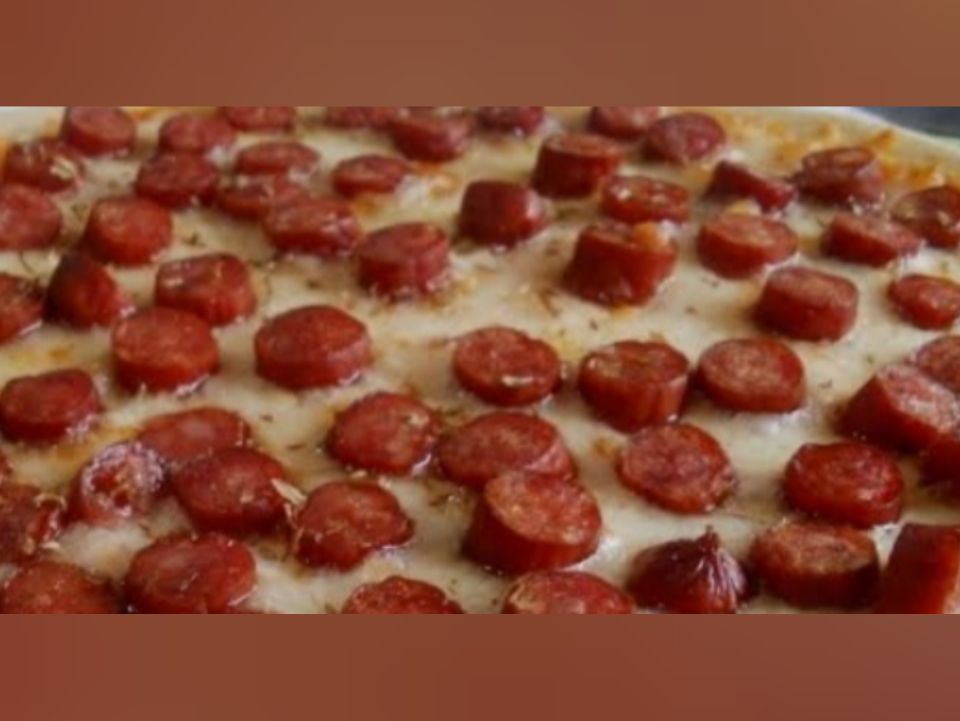 Pizza de Salchicha
