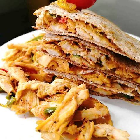 Quesadillas Con Pollo