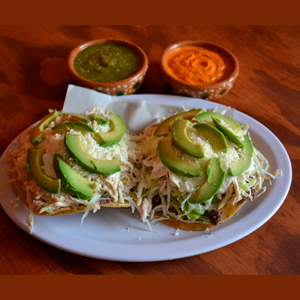 Tostadas de Pollo