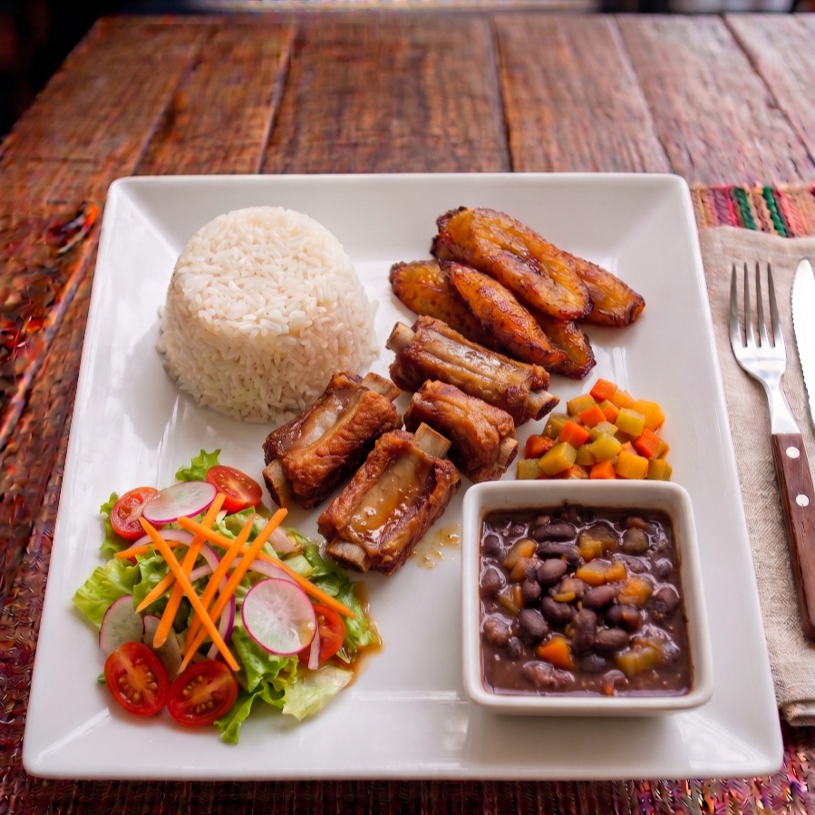Casado con costilla frita