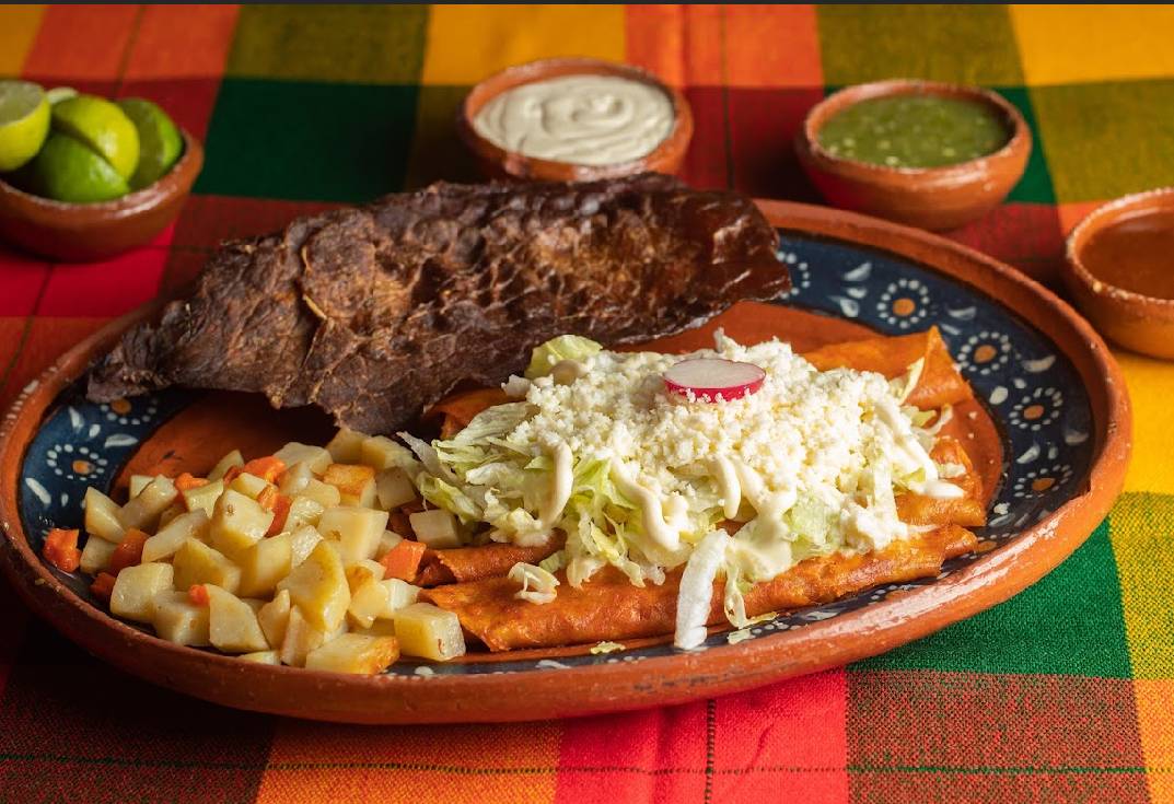 Enchiladas mineras con cecina (4 pz)