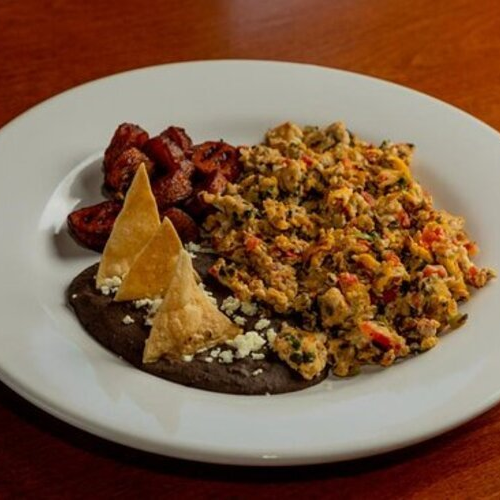 Desayuno Huevo con Chorizo
