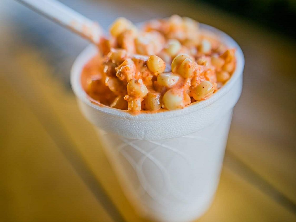 Elote Grande.