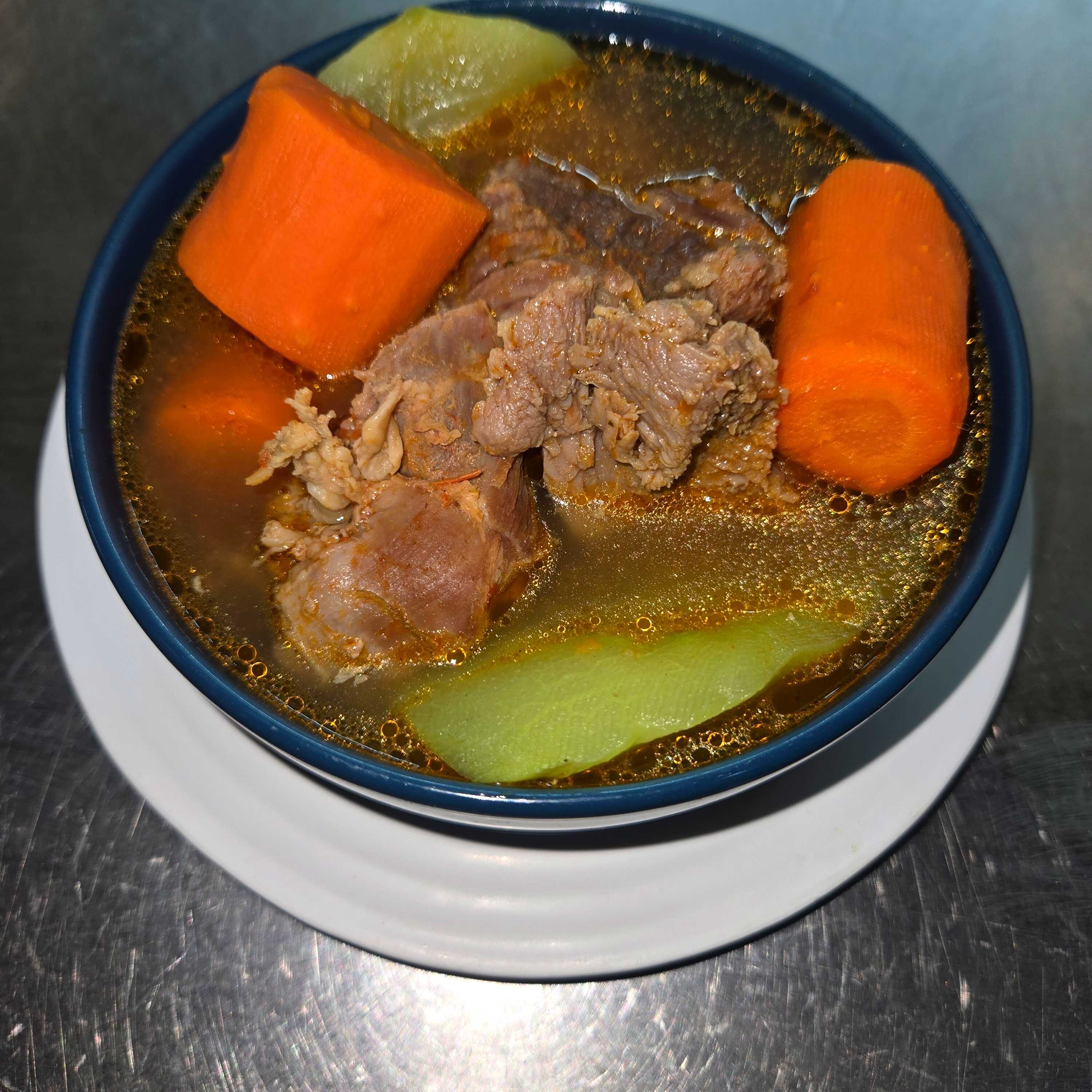 Caldo de Res