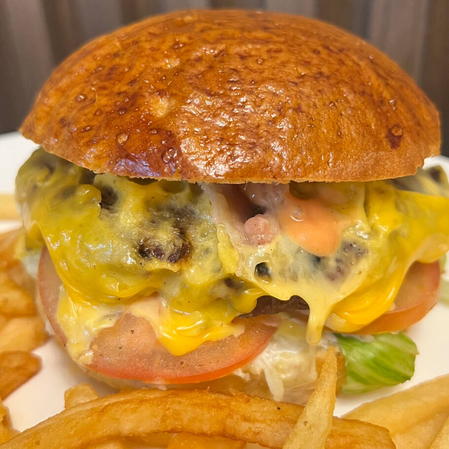CHEES BURGUER