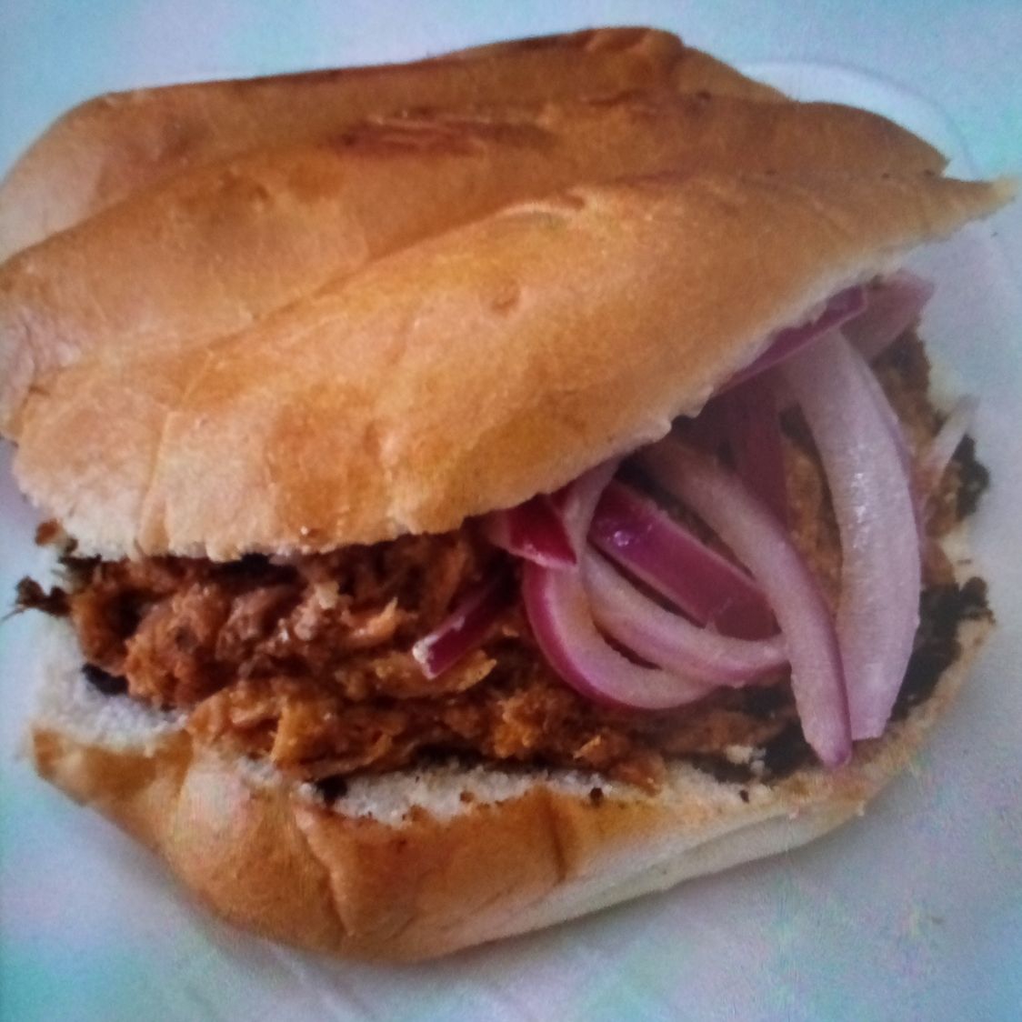 Torta de cochinita con queso