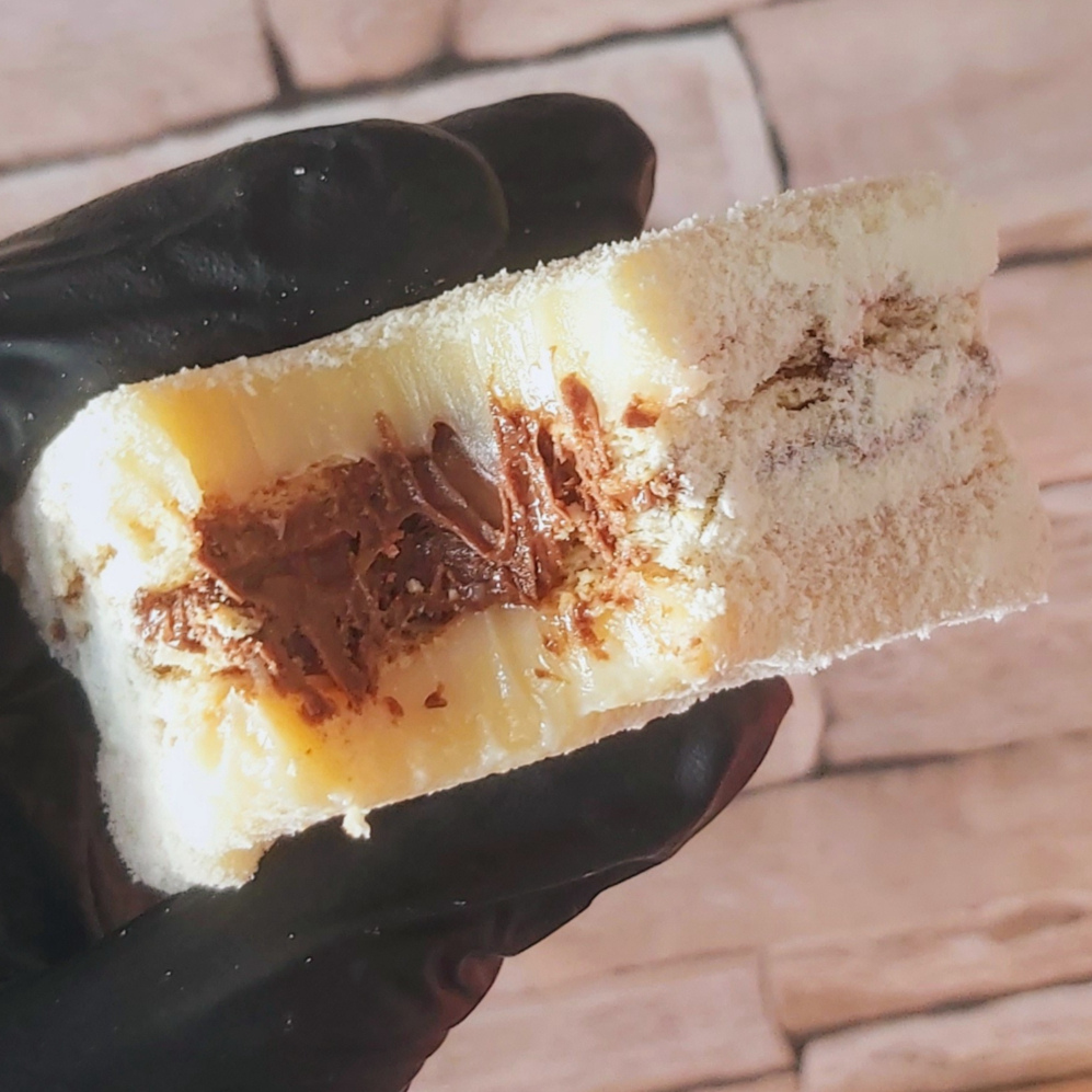 Palha italiana feita com bolacha de maizena ,Ninho cremoso e Nutella original no recheio, macia e simplesmente viciante