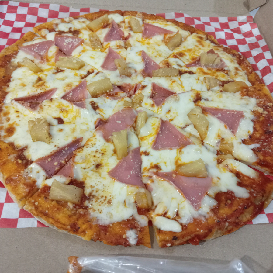 Pizza Hawaiana