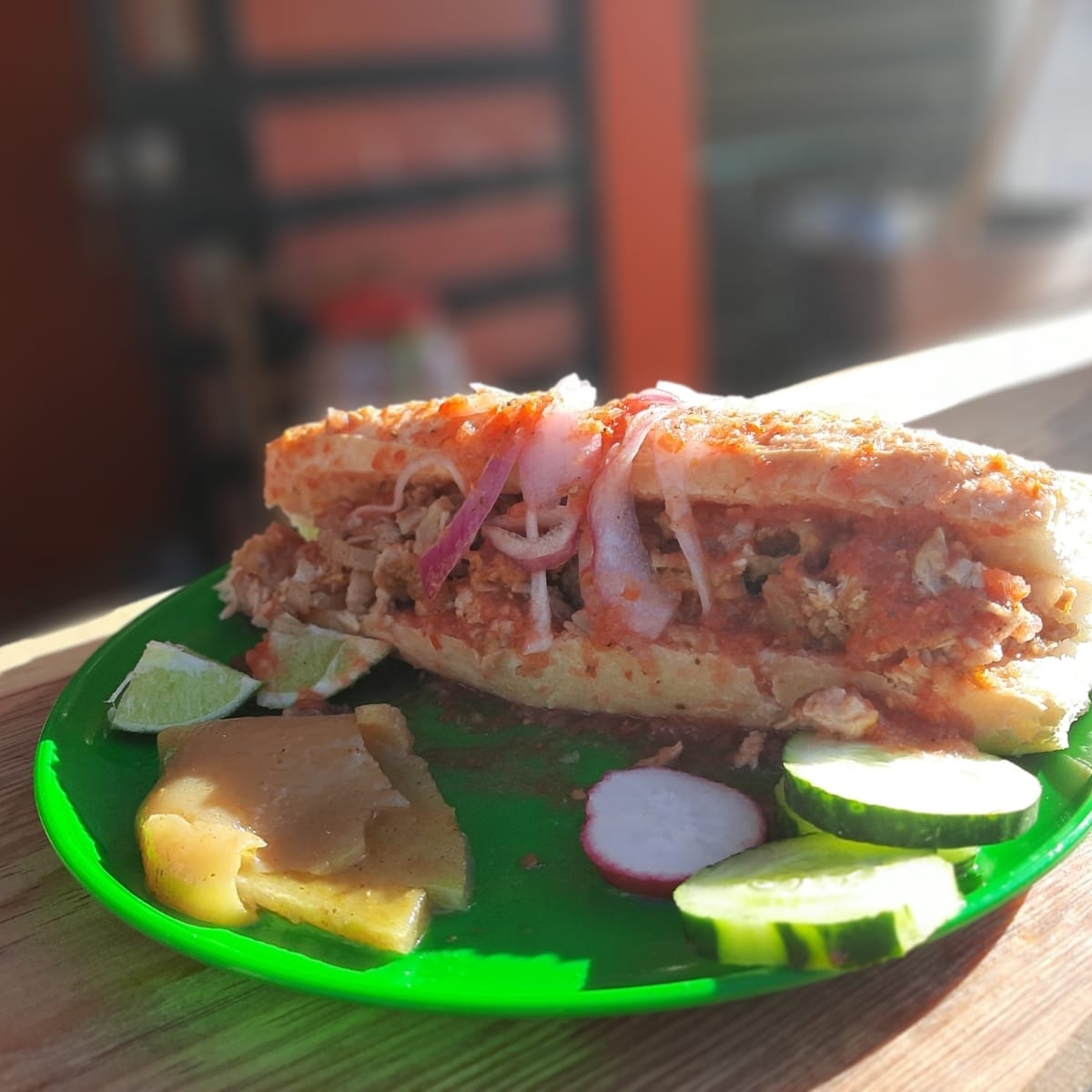 Torta ahogada de surtido grande
